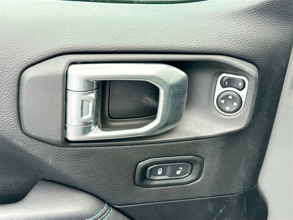 Used 2022 Jeep Wrangler Unlimited Rubicon 4xe image 19