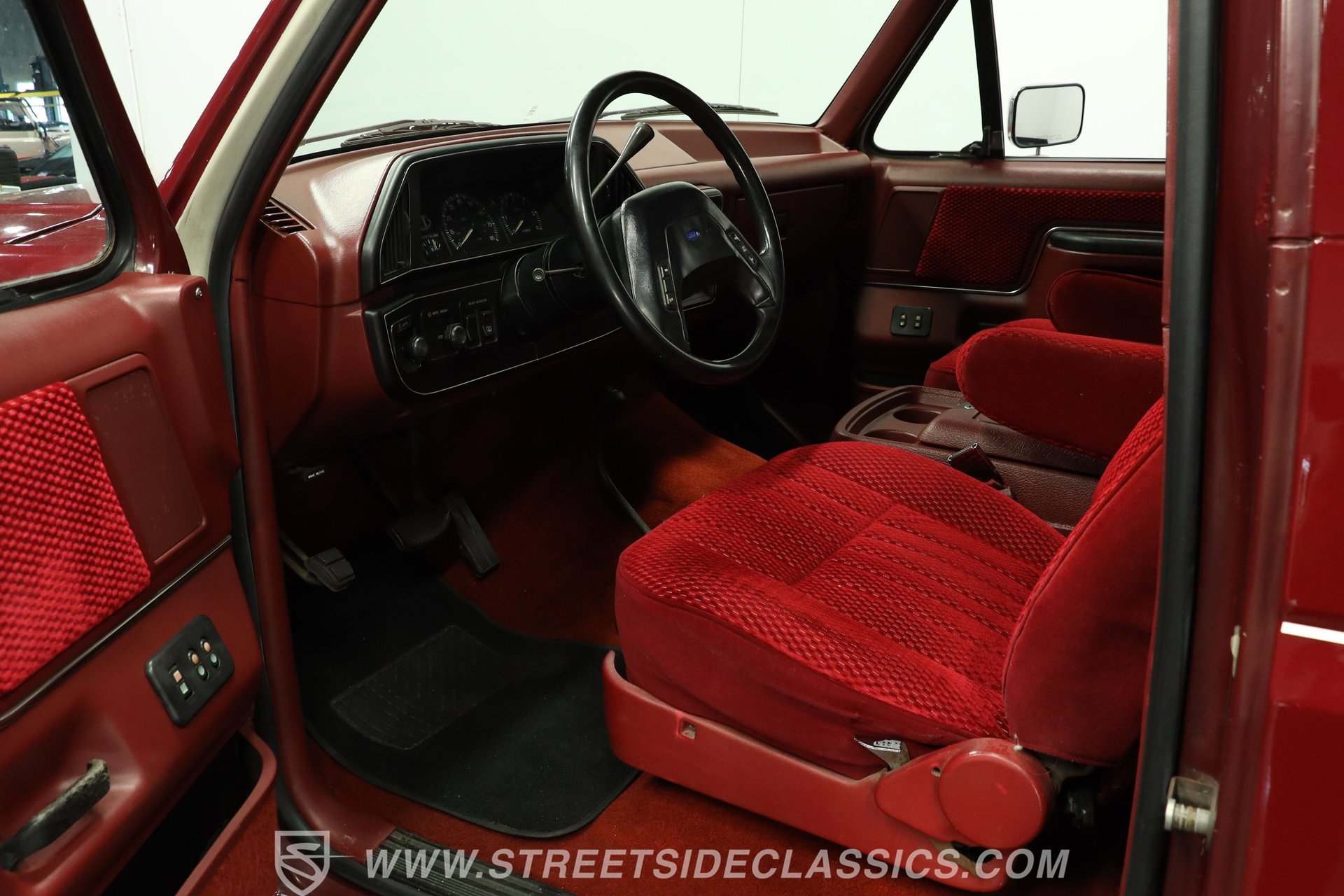 Used 1990 Ford Bronco AWD/4WD image 4