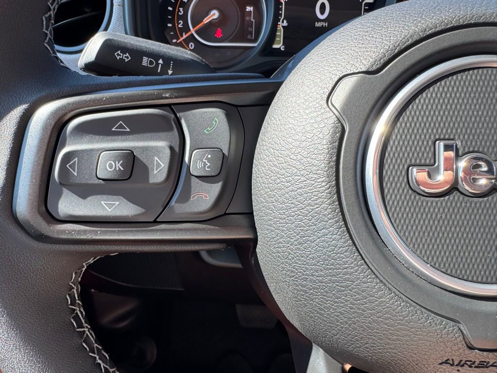 New 2025 Jeep Gladiator Willys image 12