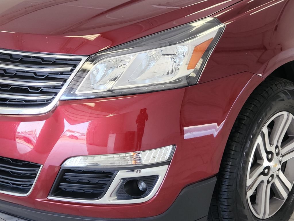 Used 2017 Chevrolet Traverse LT FWD image 35