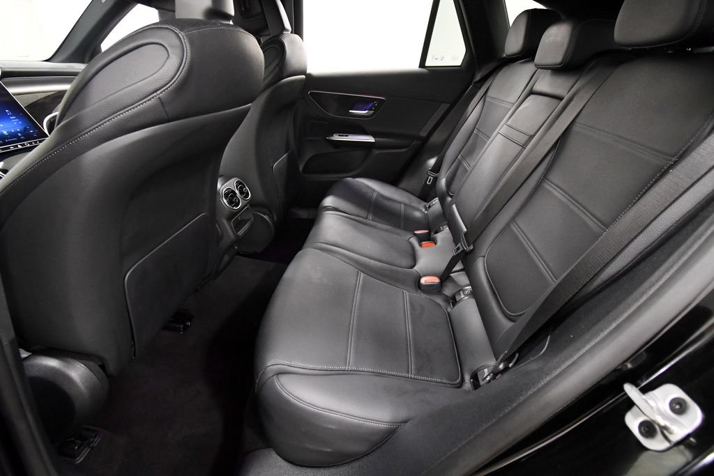 Used 2023 Mercedes-Benz GLC 300 4MATIC image 15
