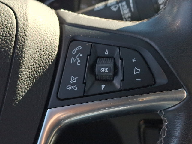 Used 2020 Buick Encore Preferred w/ Safety Package FWD image 21