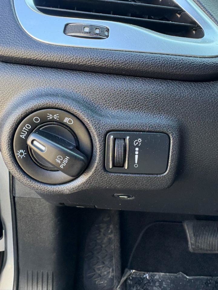 Used 2014 Dodge Dart SXT w/ Rallye Appearance Group FWD image 11