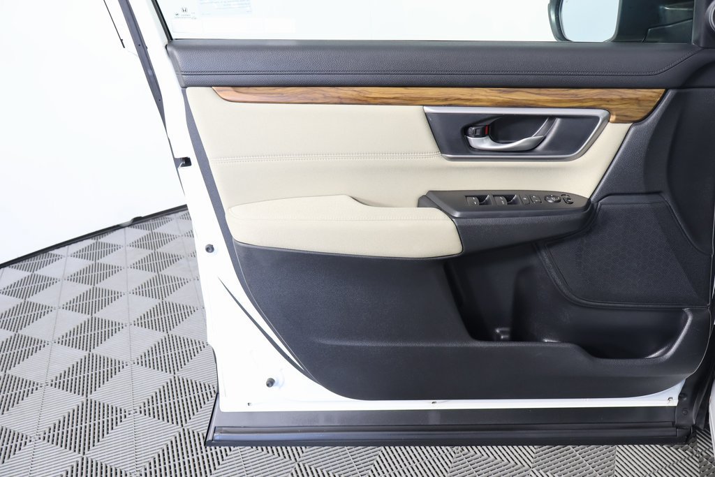 Used 2018 Honda CR-V EX image 12
