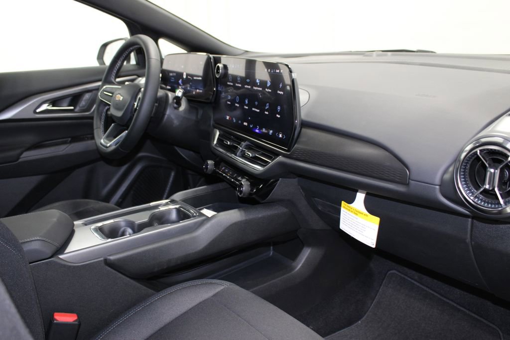 New 2026 Chevrolet Equinox EV LT image 22