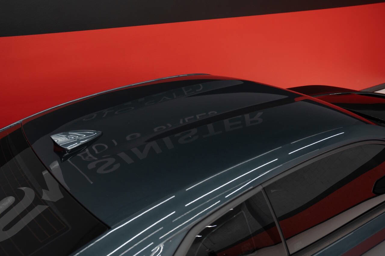 Used 2019 Chevrolet Camaro ZL1 RWD image 44