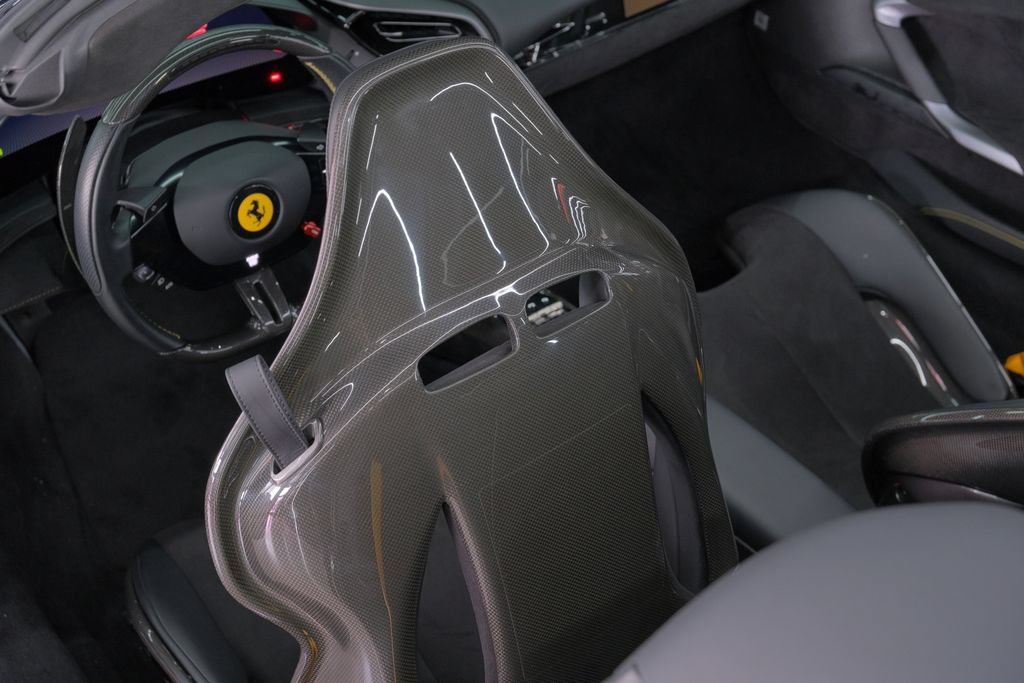 Used 2023 Ferrari 296 GTS RWD image 10