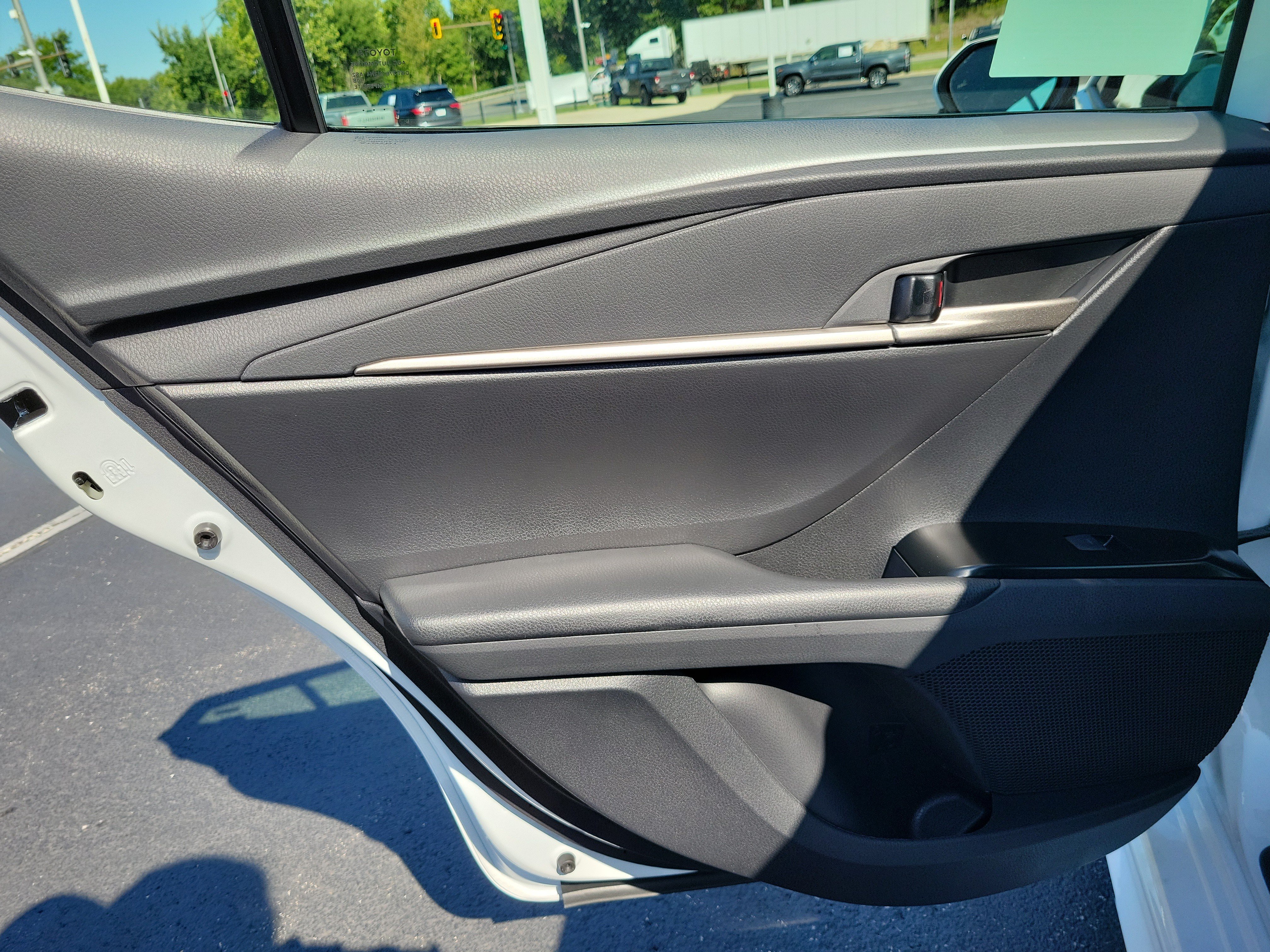 New 2026 Toyota Camry SE AWD/4WD image 12