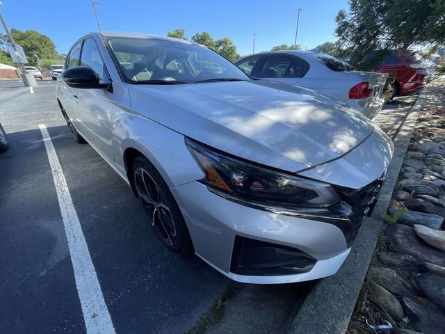 Used 2024 Nissan Altima 2.5 SR