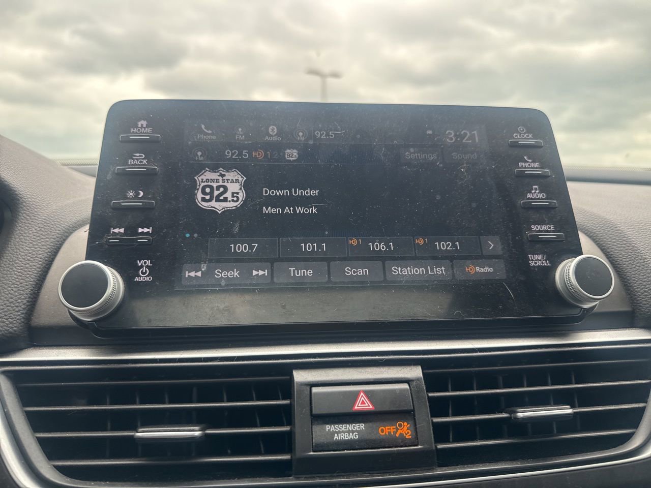 Used 2019 Honda Accord EX image 41