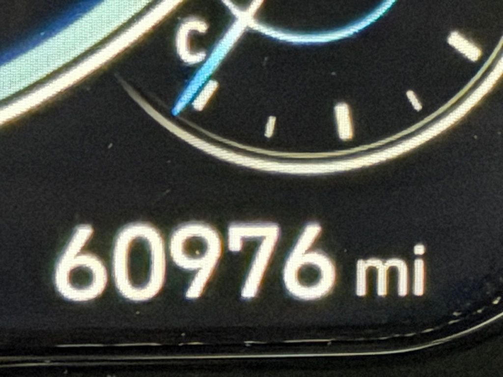 Used 2022 Hyundai Palisade Limited w/ Winter Package image 20