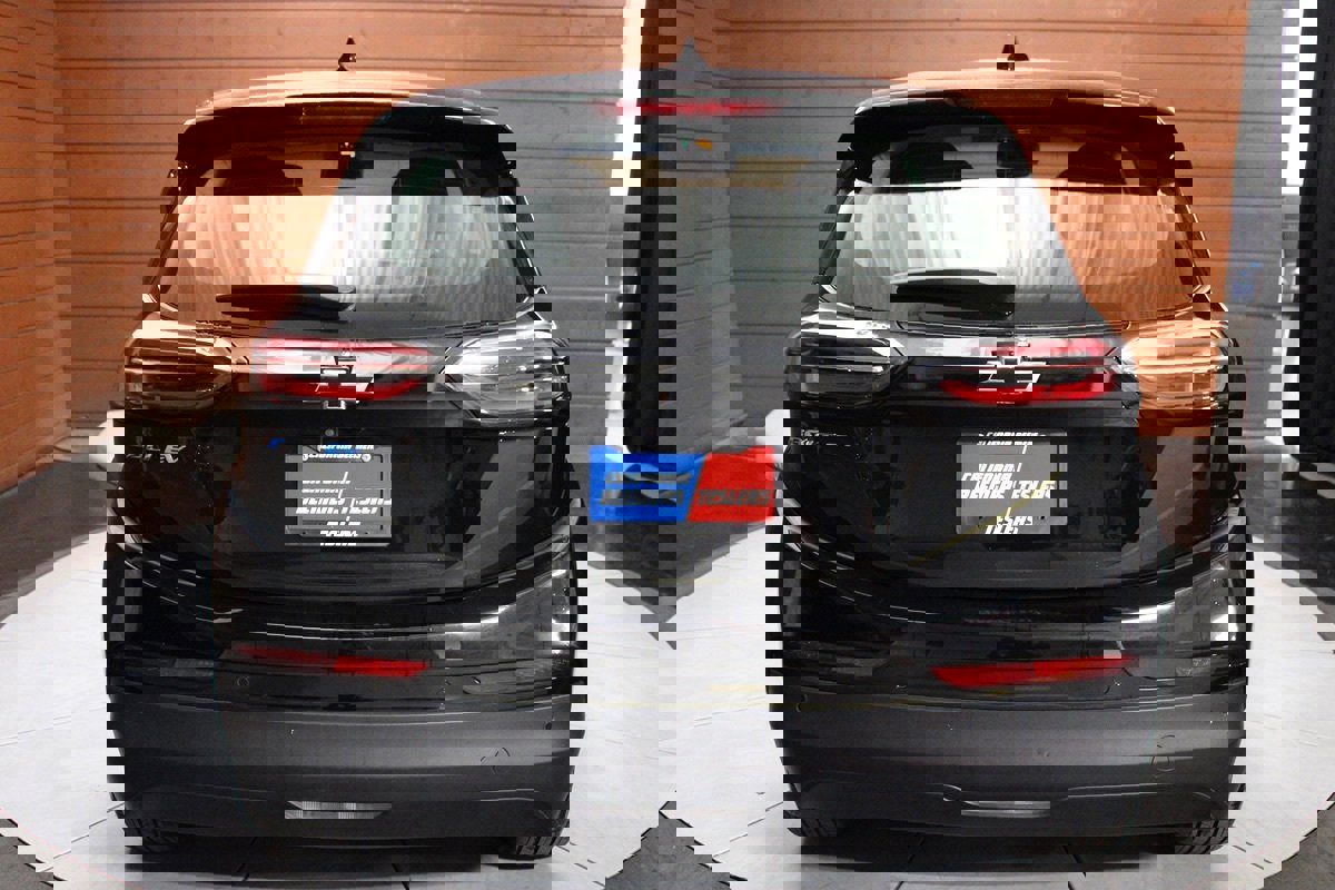 Used 2023 Chevrolet Bolt LT w/ Driver Confidence Package image 12