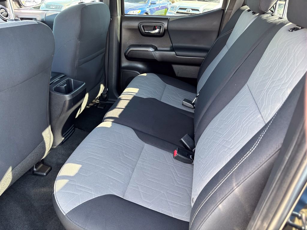 Certified 2020 Toyota Tacoma TRD Sport w/ Technology Package AWD/4WD image 52