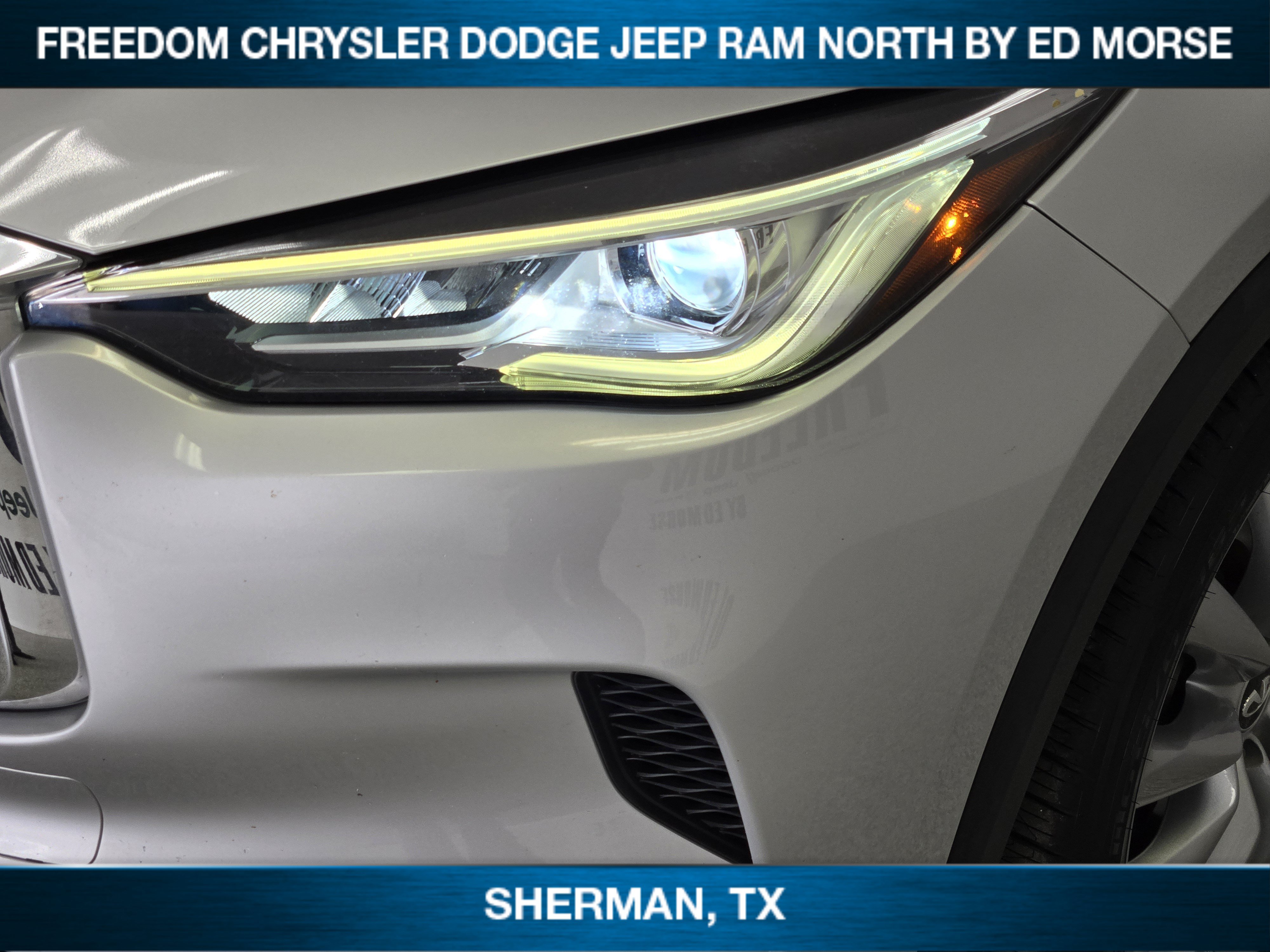 Used 2019 INFINITI QX50 Luxe w/ Navigation Package FWD image 5