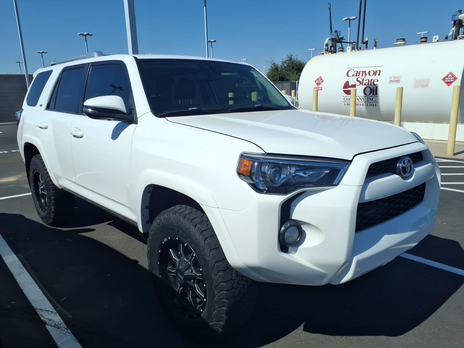 Used 2015 Toyota 4Runner SR5 Premium AWD/4WD image 2