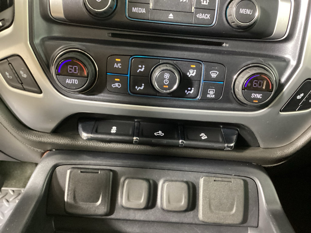 Used 2018 GMC Sierra 1500 SLE w/ Suspension Package, Off-Road AWD/4WD image 26