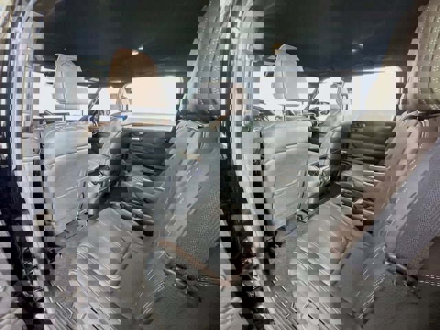 New 2025 Nissan Armada SL w/ Captain's Chari Seat Package image 22