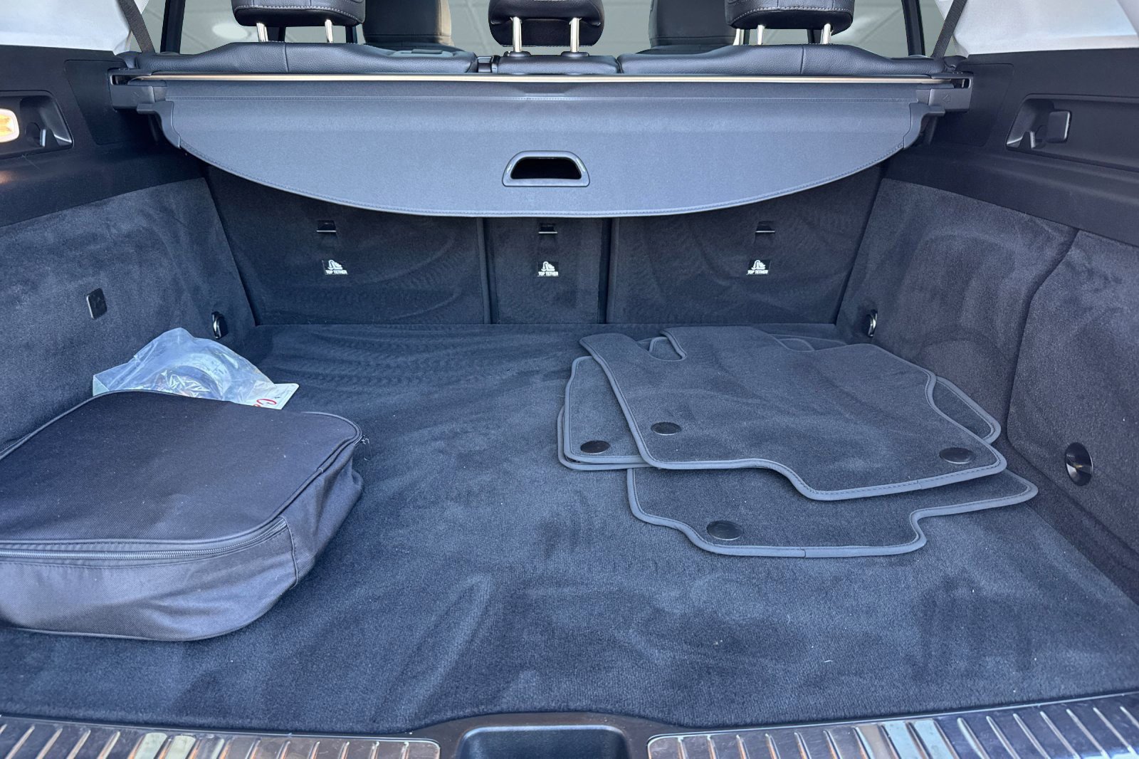 Certified 2024 Mercedes-Benz GLE 450e 4MATIC image 34