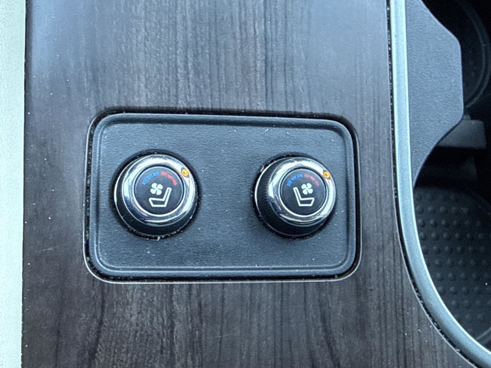 Used 2022 Nissan Murano Platinum w/ Cargo Package image 15