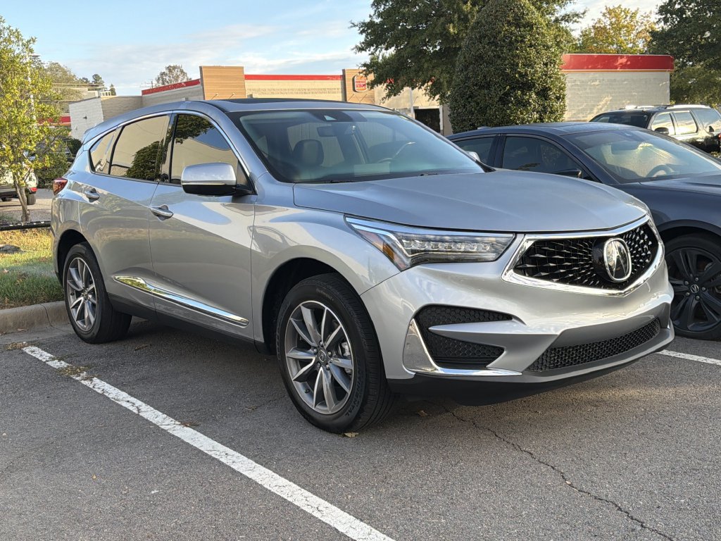 Used 2020 Acura RDX w/ Technology Package FWD image 3