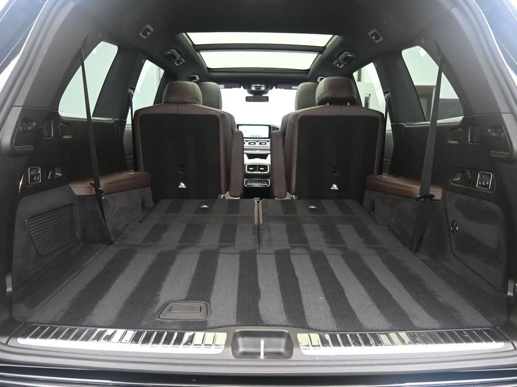 Used 2022 Mercedes-Benz GLS 450 4MATIC w/ Warmth & Comfort Package image 23
