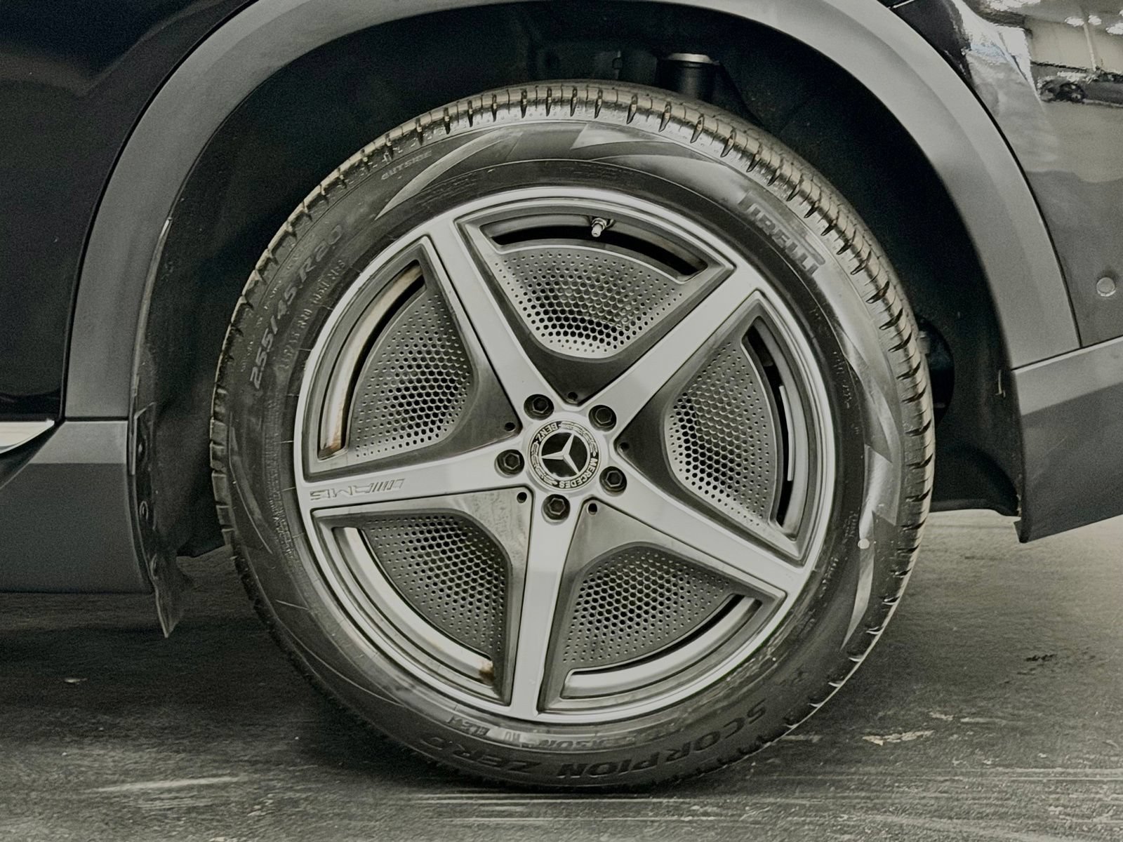 Certified 2023 Mercedes-Benz EQE 500 4MATIC SUV image 17