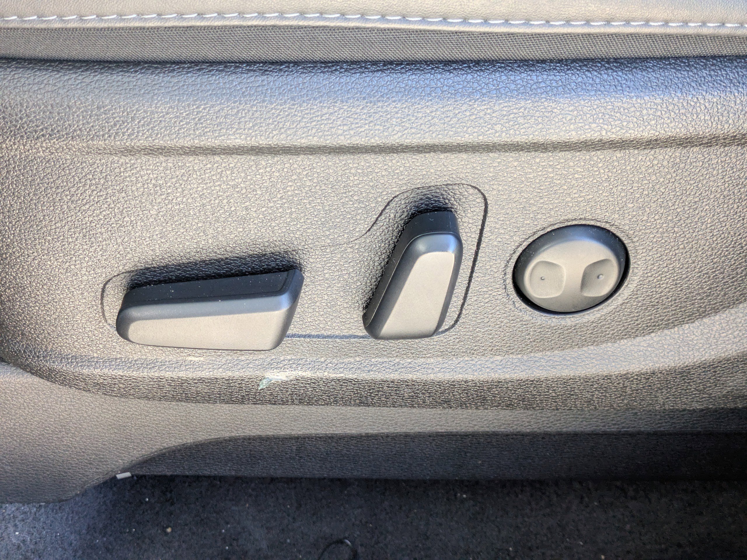 Used 2023 Kia Telluride S image 20
