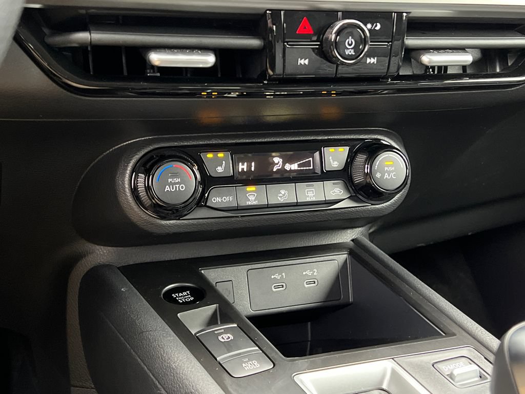 New 2026 Nissan Kicks SV w/ Cold Weather Package AWD/4WD image 15