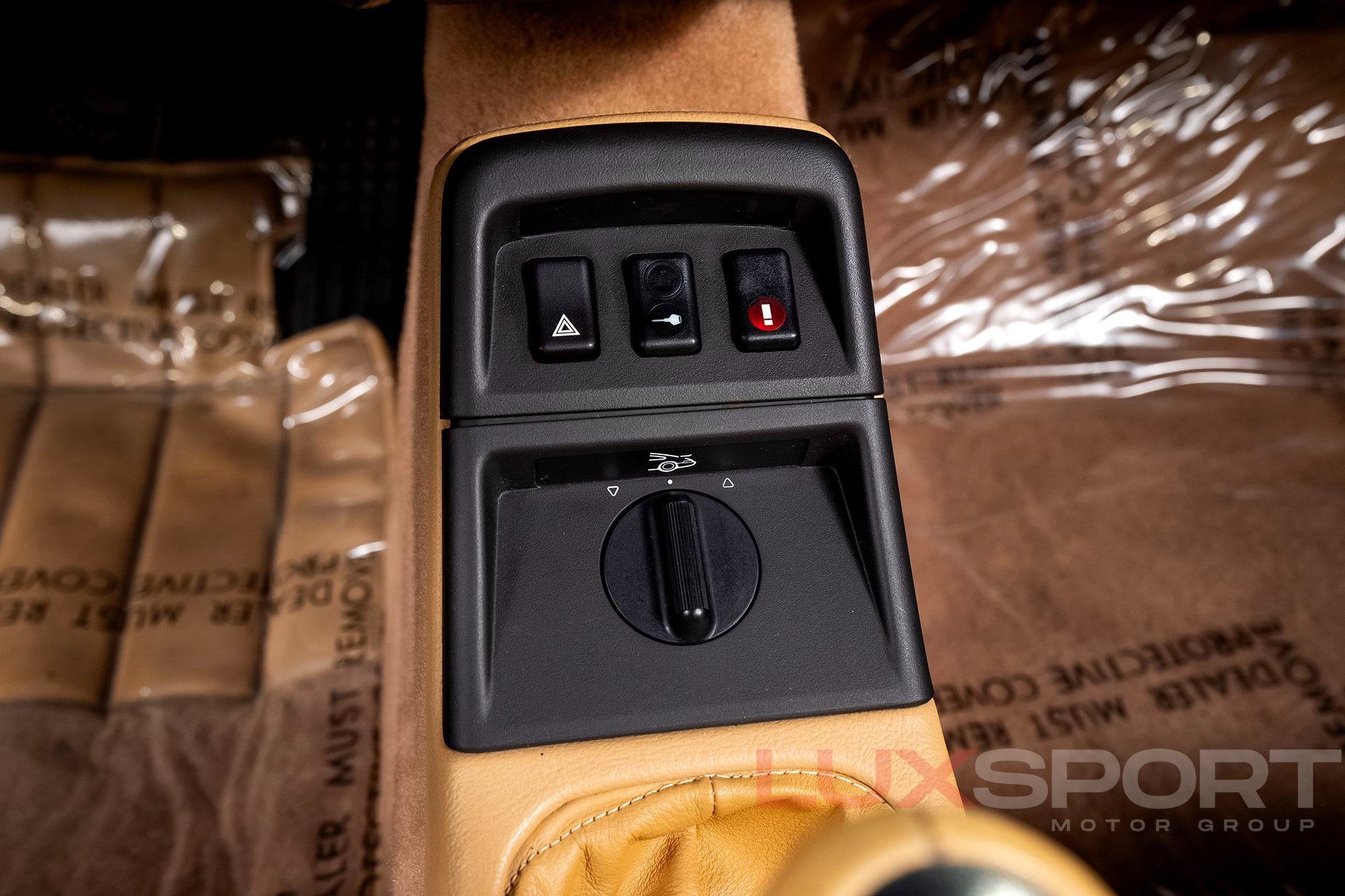 Used 1992 Porsche 911 Carrera image 46