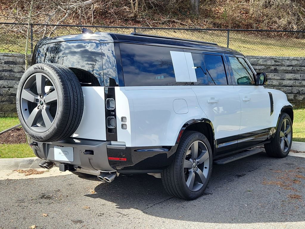 New 2025 Land Rover Defender 130 V8 video 2