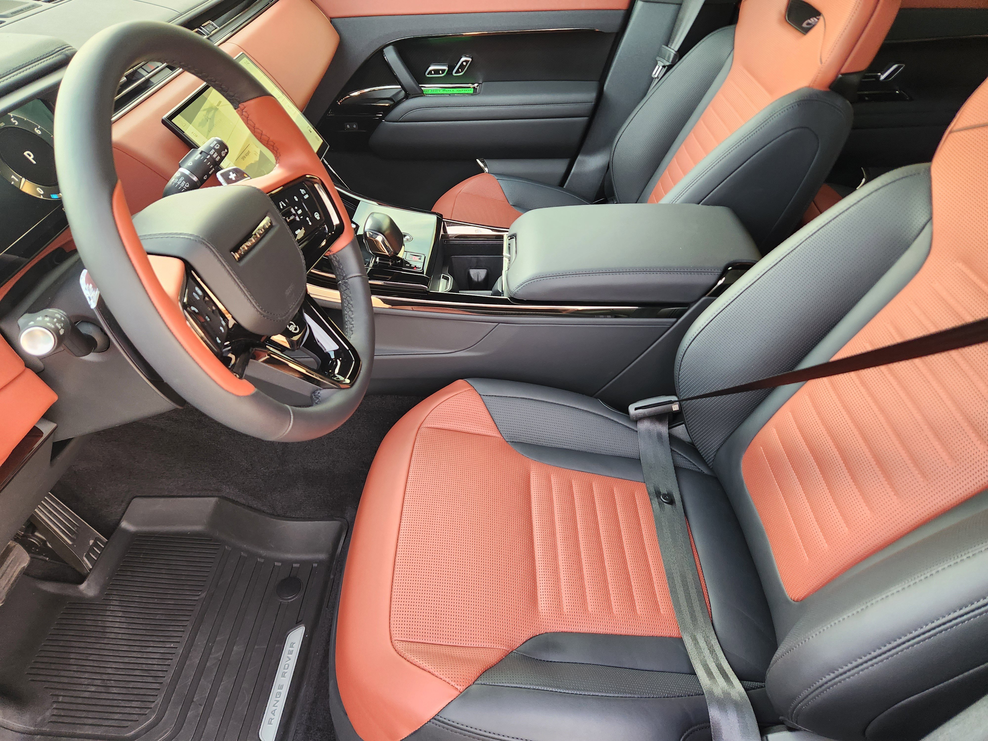 New 2025 Land Rover Range Rover Sport SV Edition Two image 13