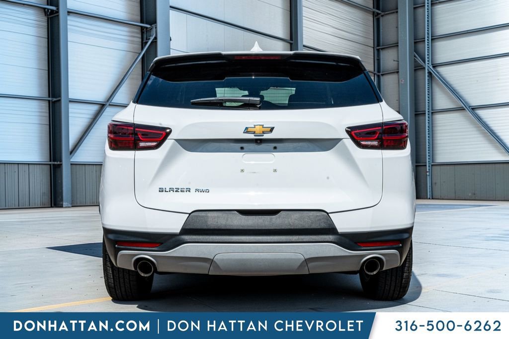 Used 2025 Chevrolet Blazer LT AWD/4WD image 30