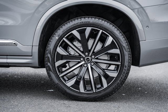 New 2026 Volvo XC90 B6 Ultra w/ Protection Package image 18