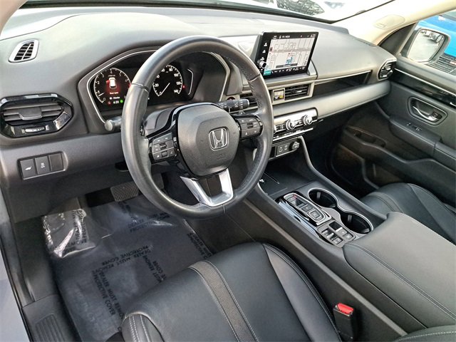 Certified 2024 Honda Pilot Touring image 17