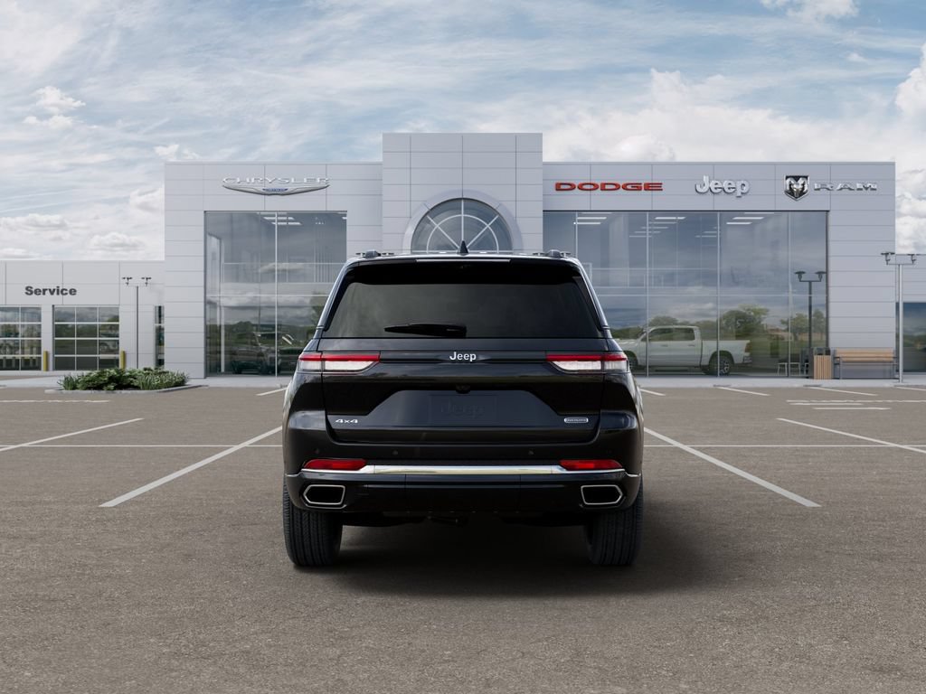 New 2025 Jeep Grand Cherokee Overland w/ Adv Protech Group III AWD/4WD image 8