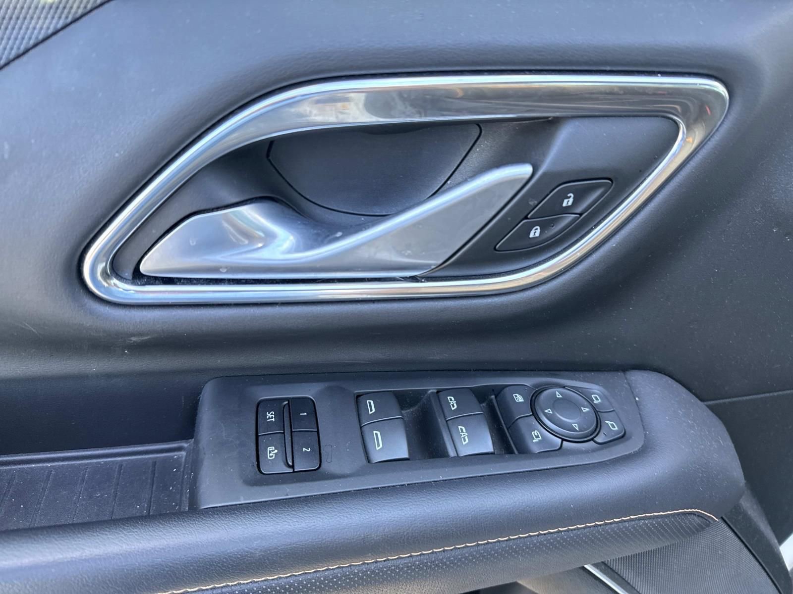 Used 2022 GMC Yukon AT4 image 20