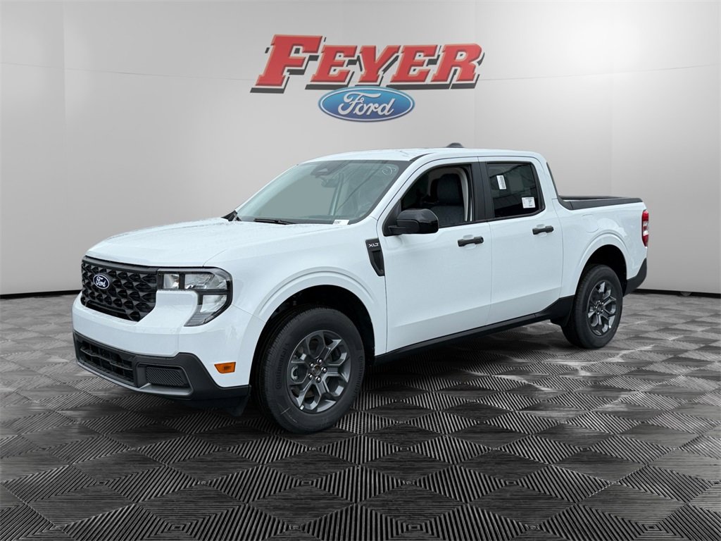 New 2025 Ford Maverick XLT w/ XLT Luxury Package