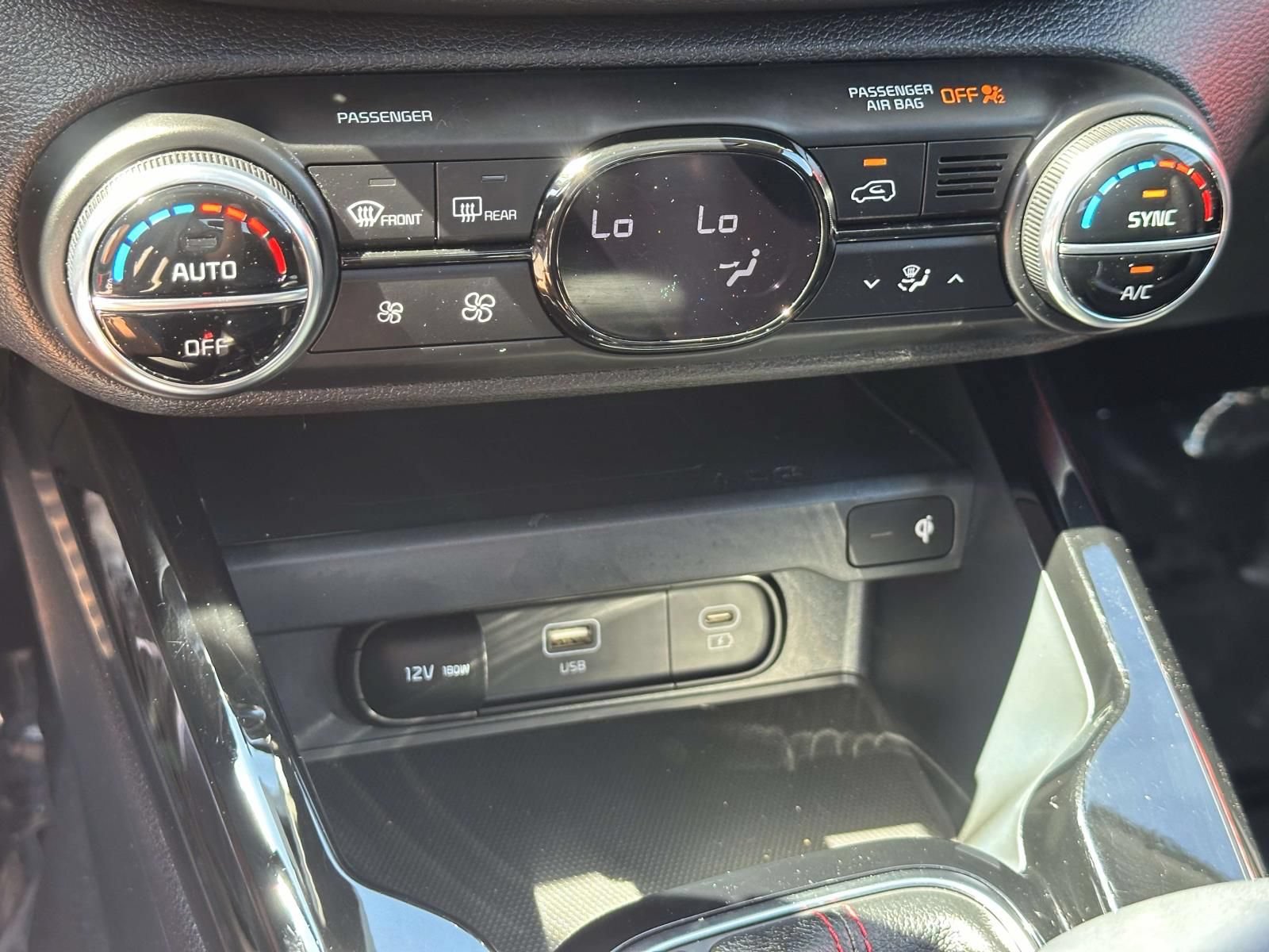 Used 2024 Kia Soul GT-Line w/ Option Group 020 FWD image 12