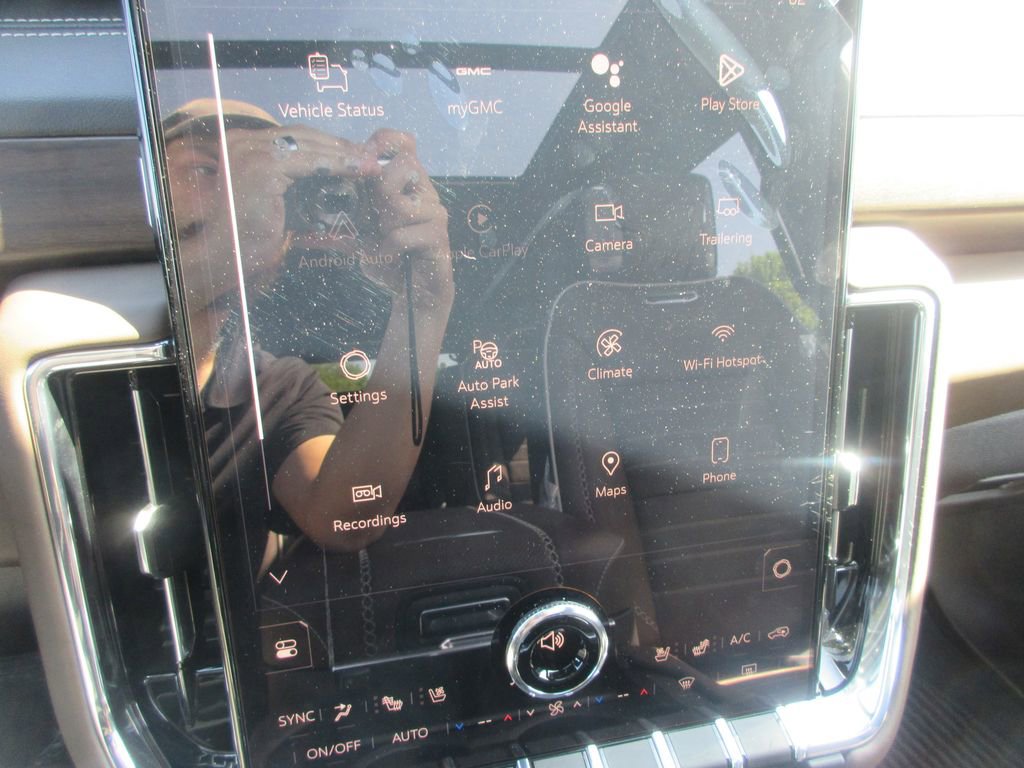 New 2026 GMC Yukon XL Denali Ultimate AWD/4WD image 19