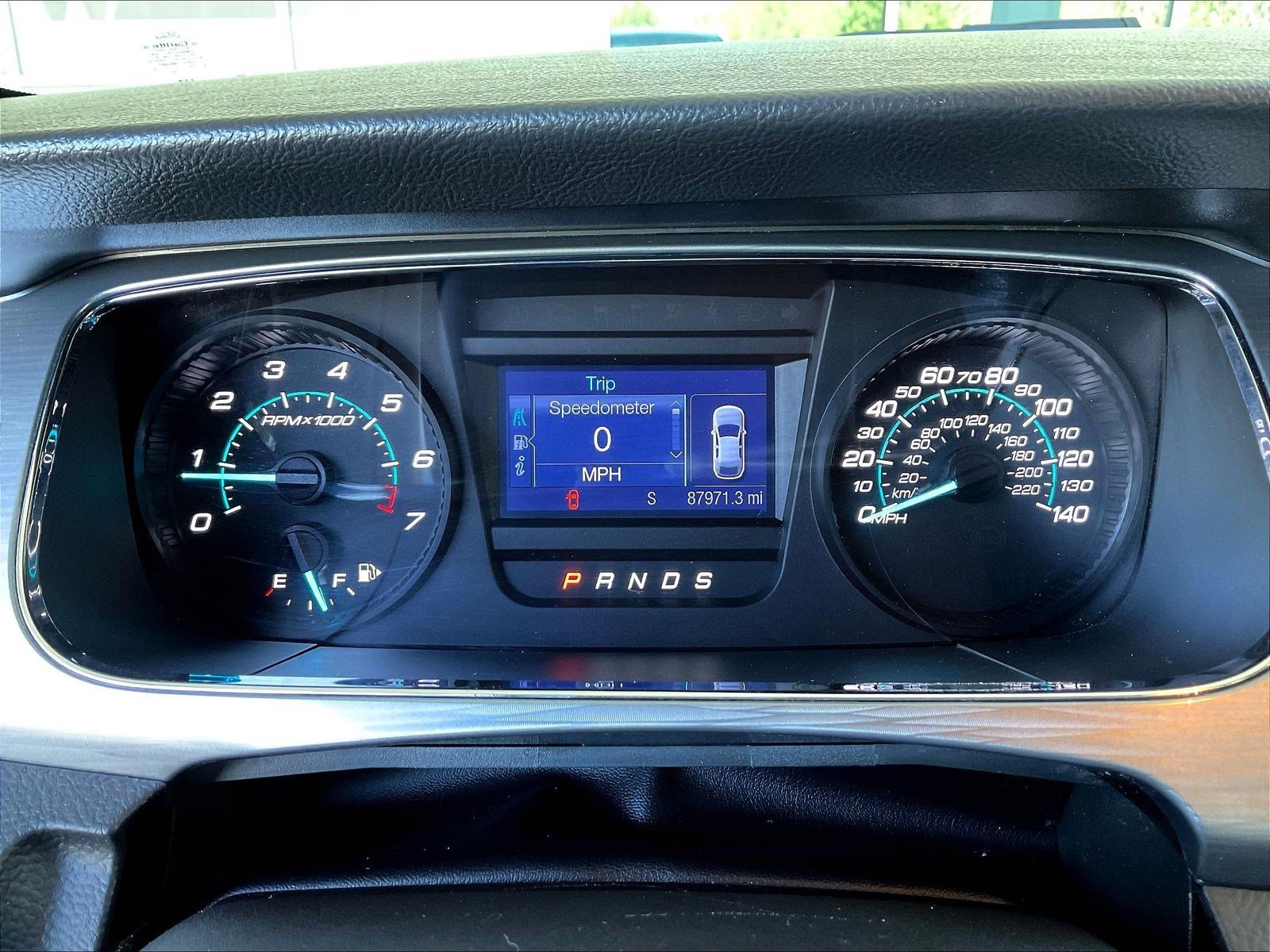 Used 2016 Ford Taurus SEL FWD image 13