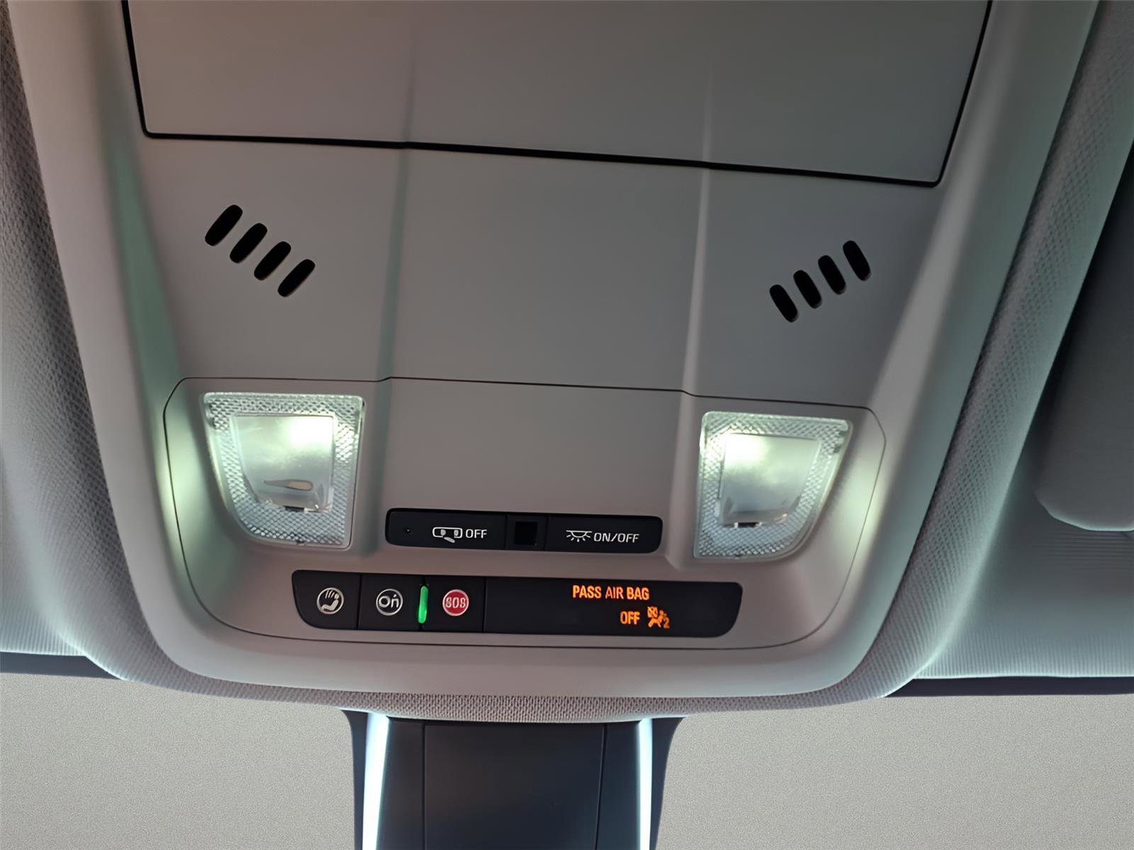 New 2025 Chevrolet Blazer LT w/ Midnight/Sport Edition image 24