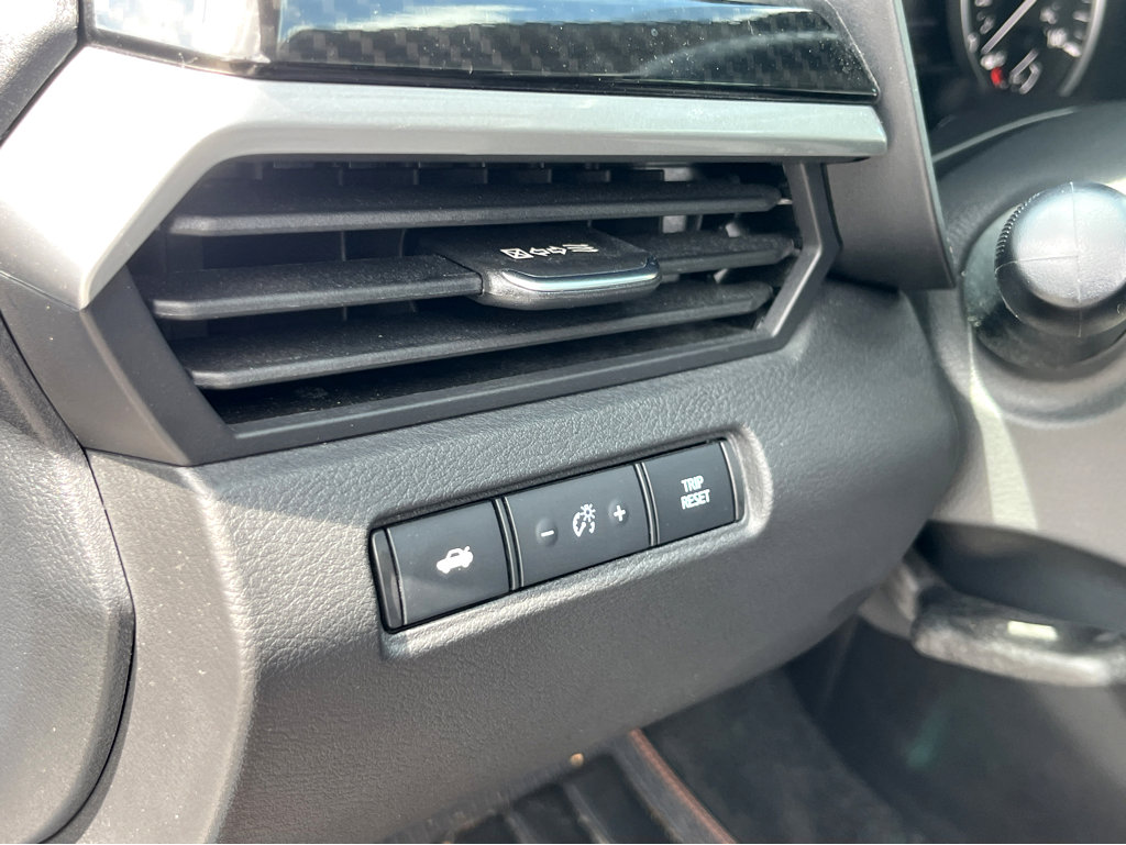 Used 2024 Nissan Altima 2.0 SR image 17