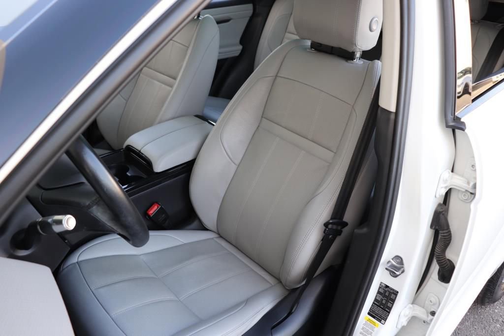 Used 2021 Land Rover Range Rover Evoque S image 18