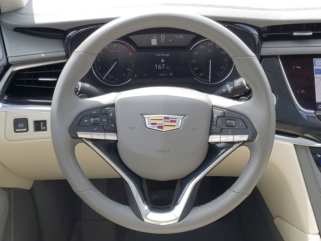 Used 2025 Cadillac XT6 Premium Luxury w/ LPO, Floor Liner Package AWD/4WD image 24
