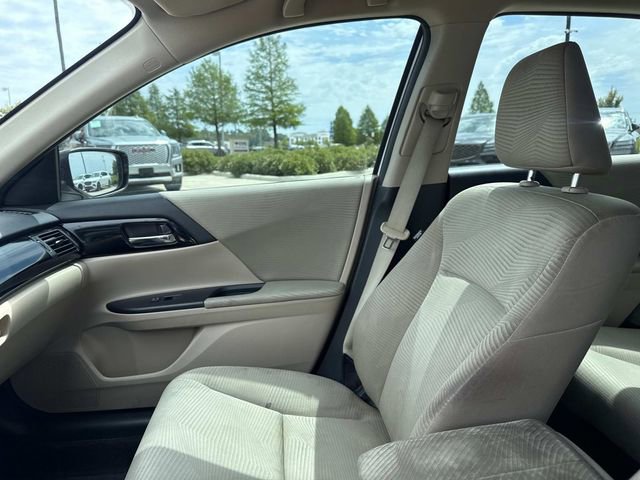 Used 2017 Honda Accord LX image 21