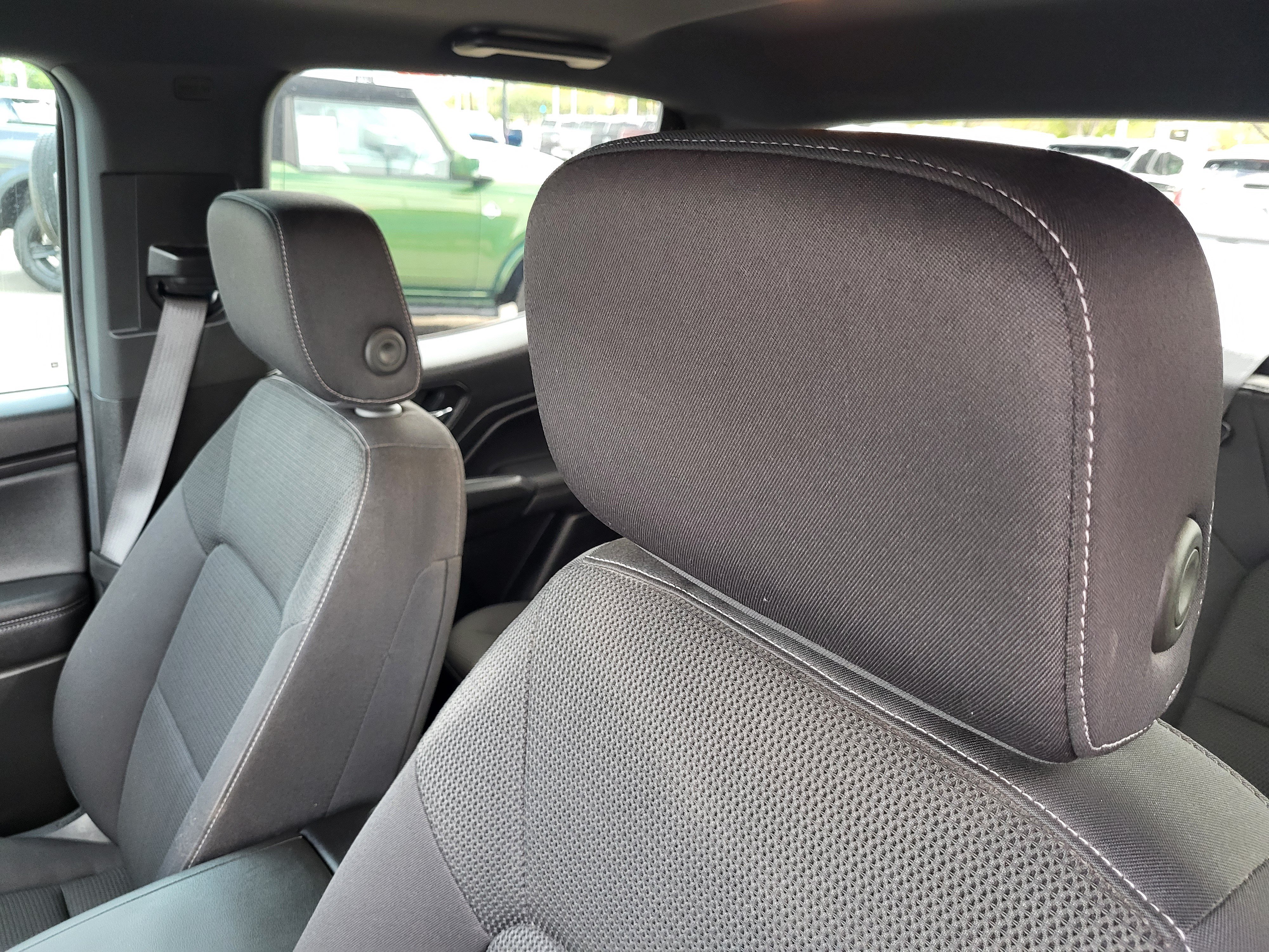 Used 2023 Chevrolet Colorado LT AWD/4WD image 23