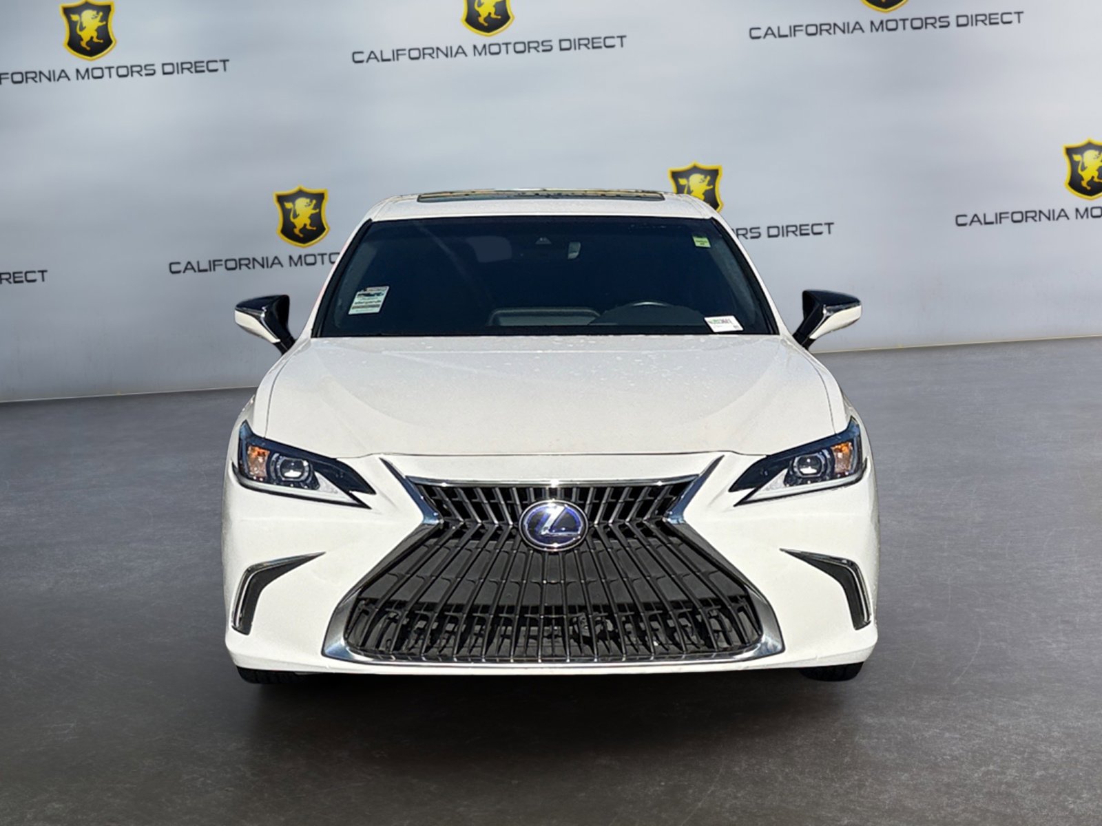 Used 2022 Lexus ES 300h w/ Accessory Package image 8
