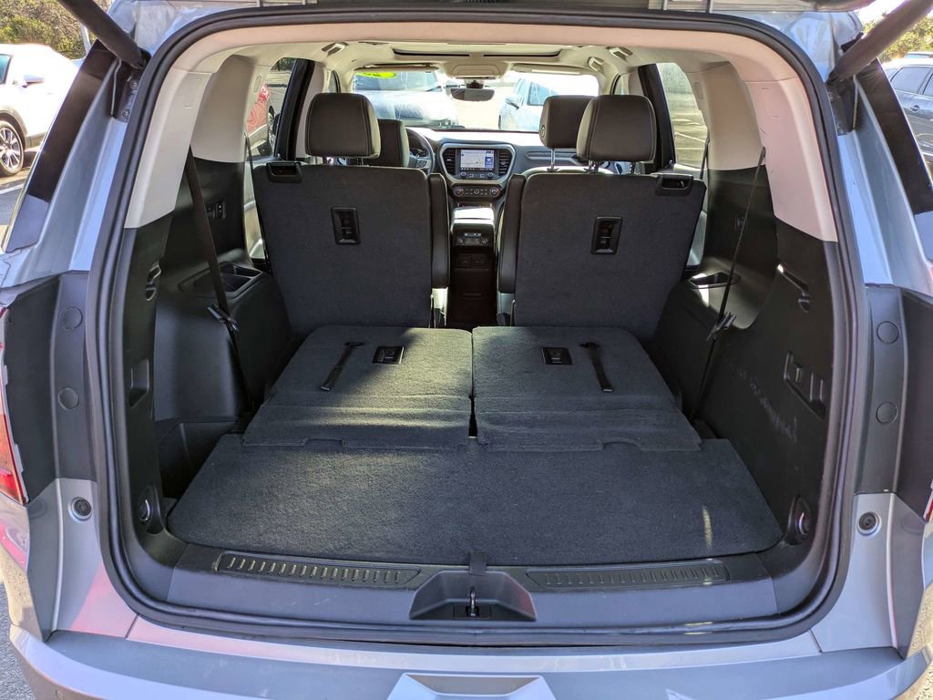 Used 2023 GMC Acadia Denali w/ Denali Ultimate Package image 14