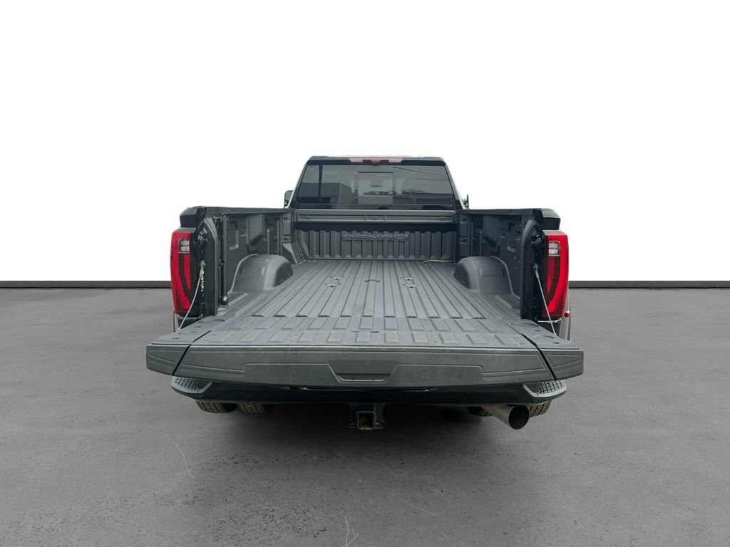 Used 2024 GMC Sierra 3500 Denali Ultimate AWD/4WD image 24