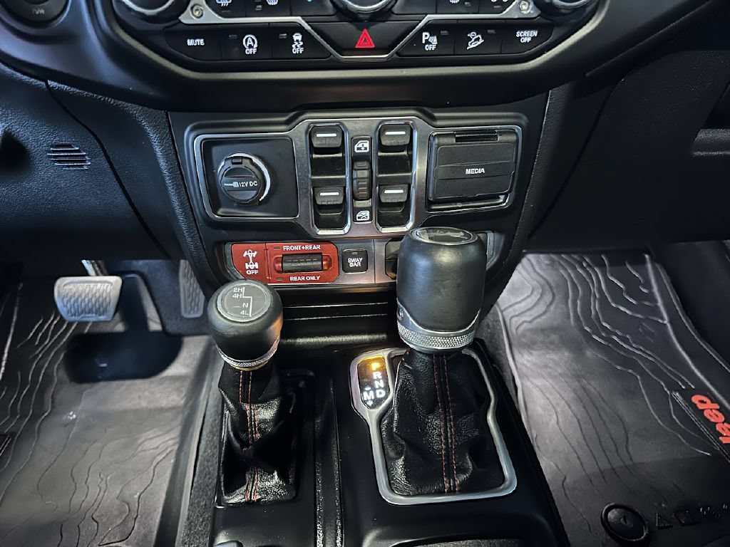 Used 2020 Jeep Wrangler Unlimited Rubicon w/ Advanced Safety Group AWD/4WD image 26
